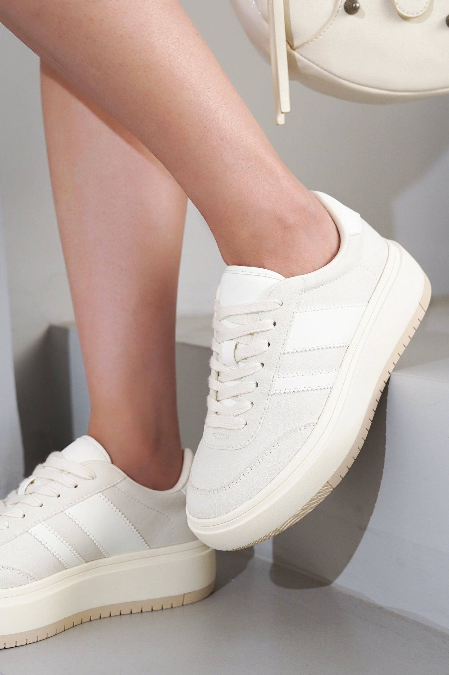 Women's | Lace-up Sneakers | Memory Foam Insole | Lightweight | Non-Slip - Nita